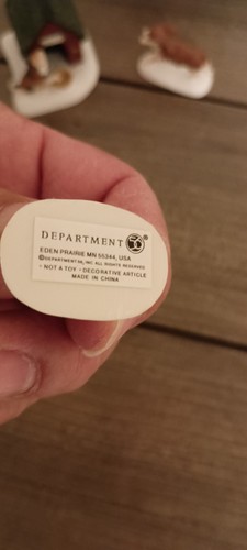 Juego de 6 accesorios de pueblo Department 56 Village Cats and Dogs Village #56.52828 - Imagen 12 de 13