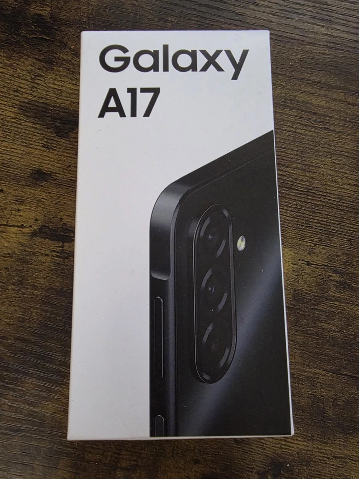 Samsung Galaxy A17 4G 128GB Unlocked Mobile Smart Phone & Extra Add On Smart Tag - Image 2 of 4