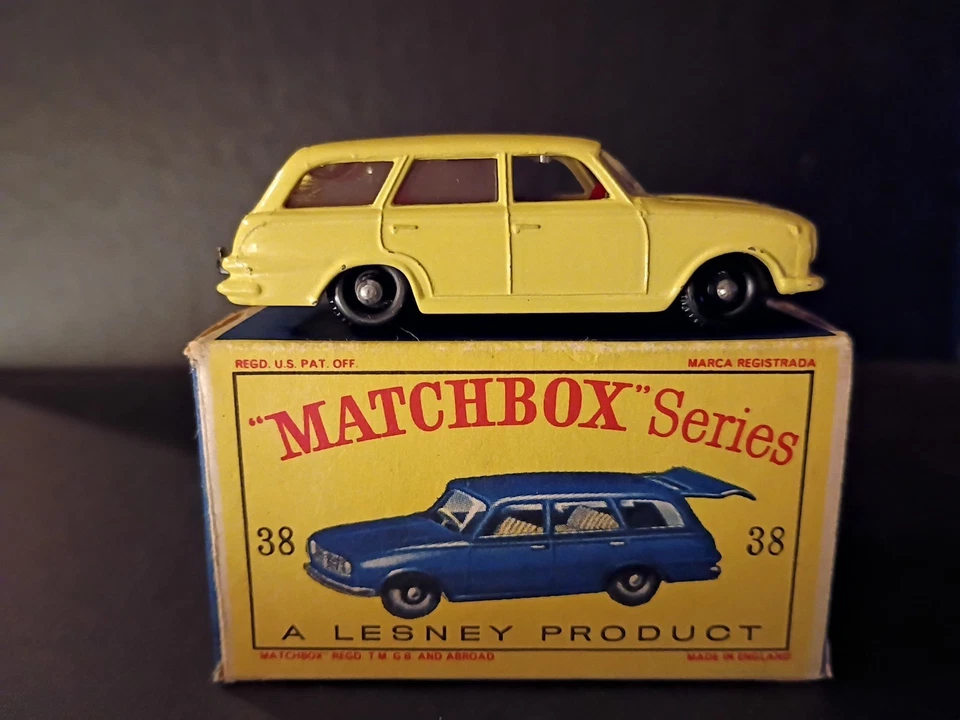 Matchbox #38B Vauxhall Victor Estate Car 1963 VN/MINT In Solid Original D2 Box - Image 3 of 4
