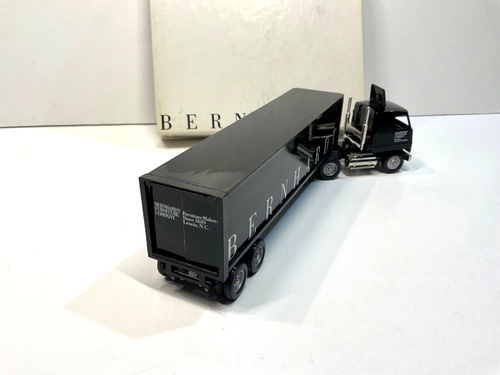 Bernhardt Furniture Lenoir, North Carolina 1992 Winross 1/64th Scale Truck - Picture 4 of 4