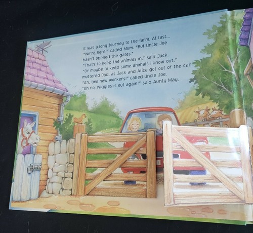 Oink! Oink! Pop-up, Lift-the-Flap; Fun at the Farm! HB by Nicola Baxter, 2004 - Imagen 4 de 12