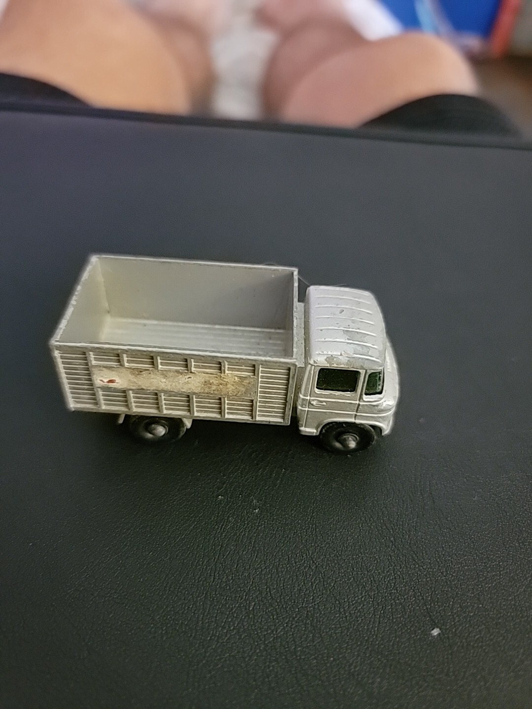 Picture 5 of 9