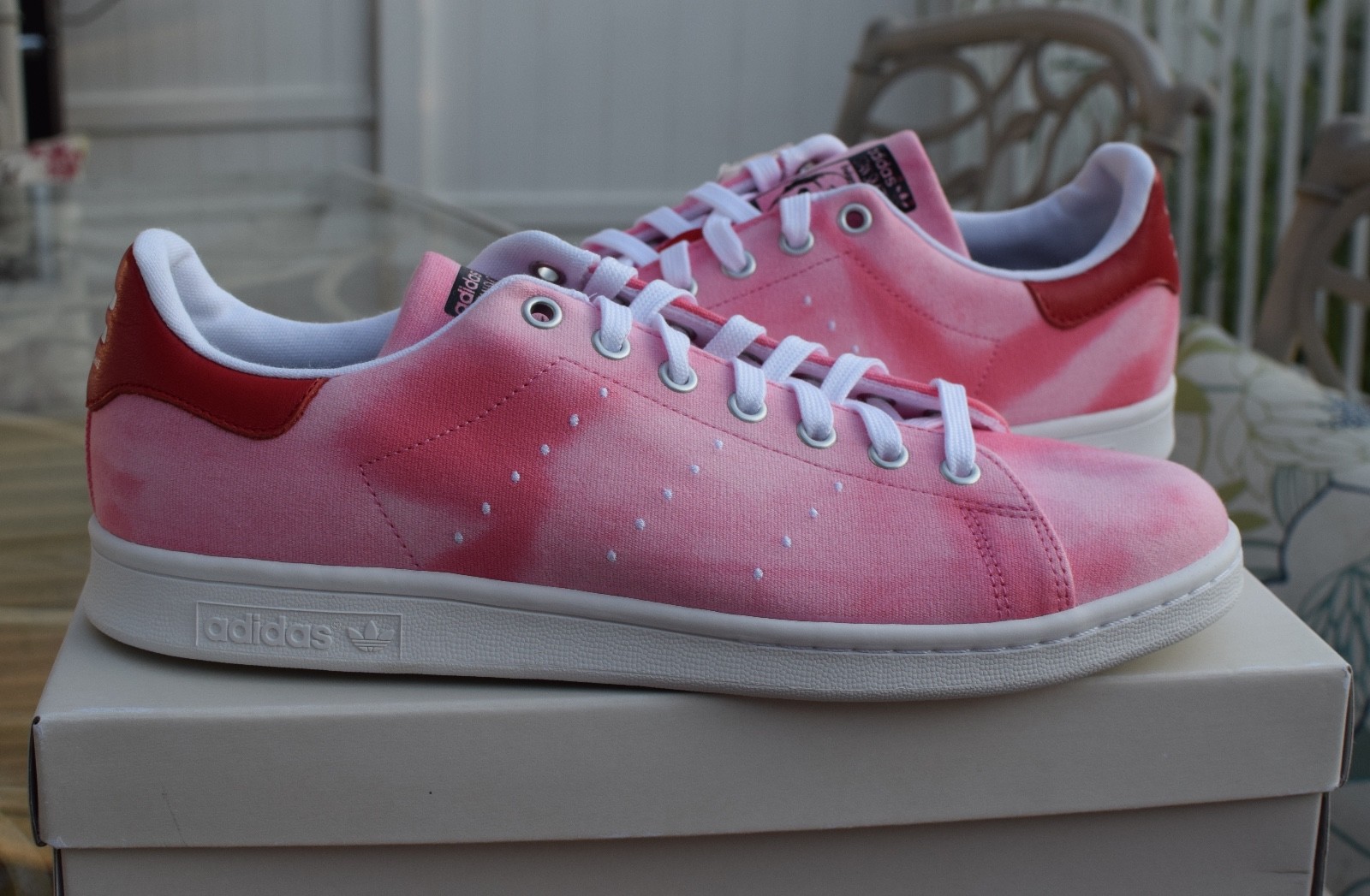 adidas uomini pharrell umano stan smith 10,5 usa di nuovo nuovo di con box 57a860 adidas uomini pharrell umano stan smith 10,5 usa di nuovo nuovo di con box 57a860