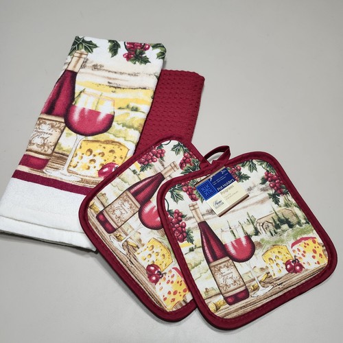 4 Pcs. Kitchen Gift Set Wine Theme 2 Dish Towels 2 Pot Holders nwot - Picture 4 of 6