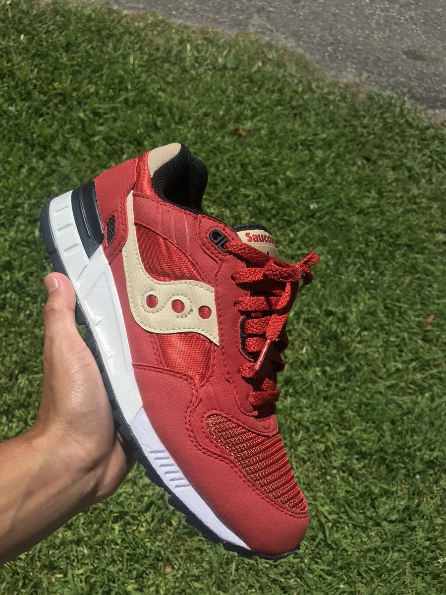 Saucony Shadow 5000 Size 7.5