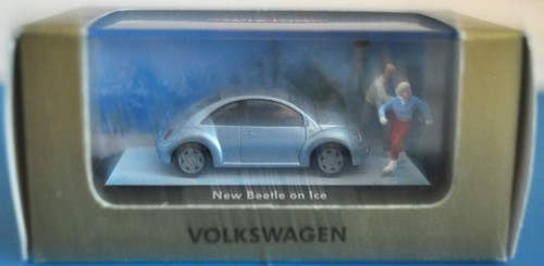 Wiking Volkswagen PROMO -VW New Beetle on Ice Christmas 1999-NOS w/Clear Display - Picture 6 of 10