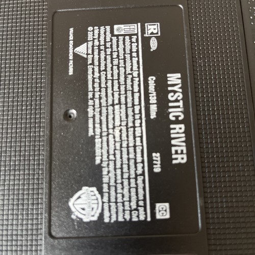 Mystic River VHS TAPE (Clint Wastwood, Crime, Drama, Sean Penn, Kevin Bacon) - Picture 7 of 7