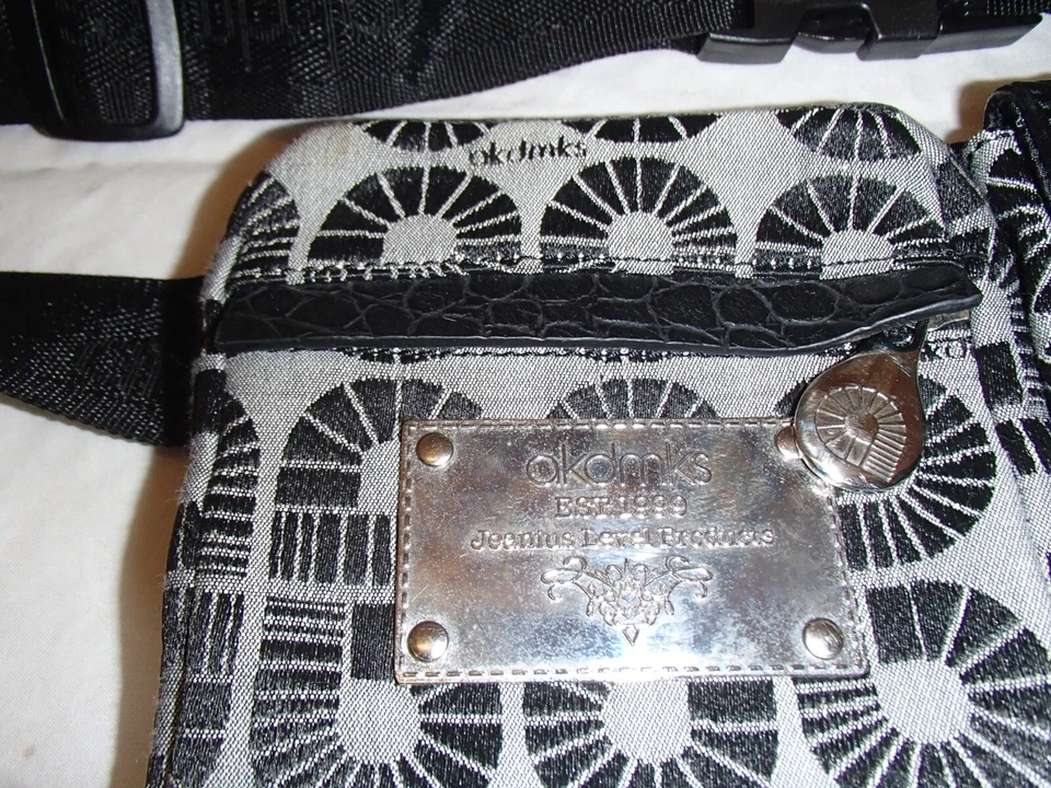 Akademiks akdmks Vintage Años 90 Riñonera Cinturón Bolsa Cartera Bolso Foto 2 de 4