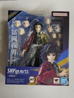 S.H.Figuarts Giyu Tomioka Demon Slayer Kimetsu No Yaiba Figur / Bandai Spirits
