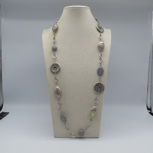 Premier Designs Limited Edition Flapper Necklace Blue Opalescent Beads 36" - Picture 2 of 12