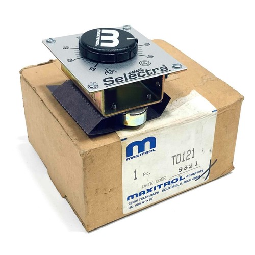 TD121 Maxitrol Temperature Controller, 55-90F - Picture 2 of 7