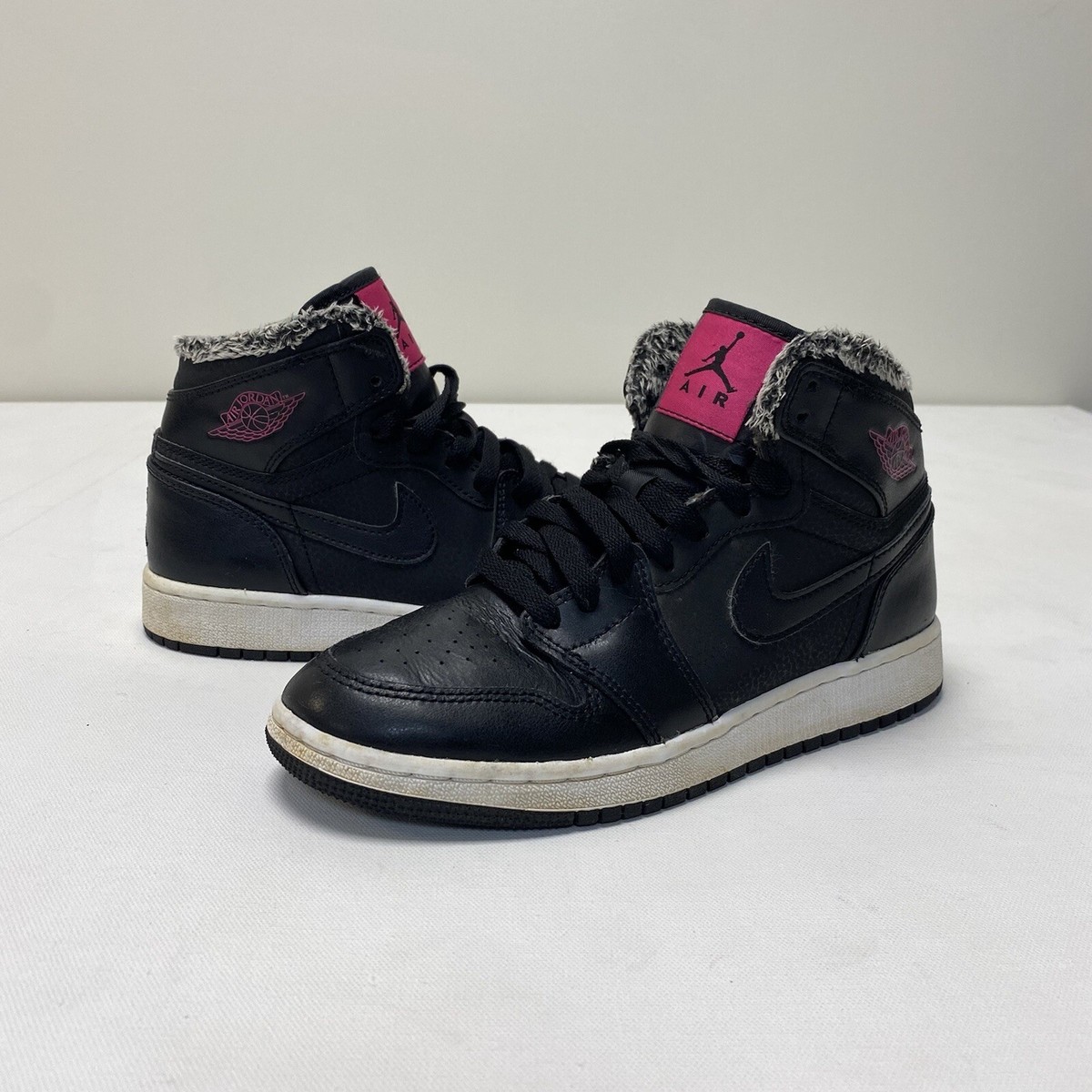 Nike Air Jordan 1 Retro High Top GG Black Pink White 332148 Nike Air Jordan 1 Retro High Top GG Black Pink White 332148