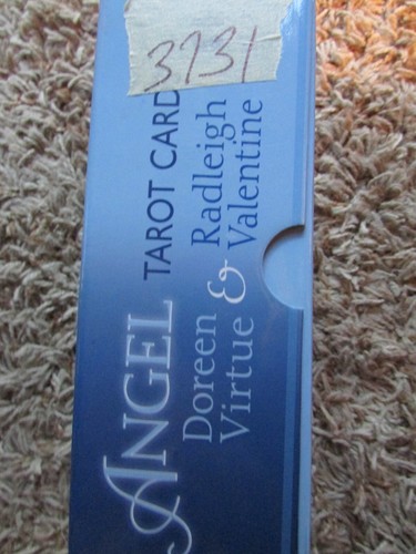 ANGEL Tarot Cards 78 Card Deck by Doreen Virtue & Radleigh Valentine - Picture 2 of 3