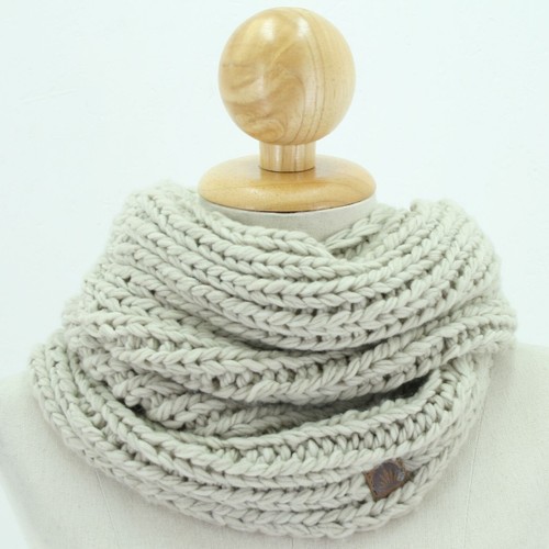 Wollschal Loopschal Loop Strickschal 100%Schurwolle Merinowolle Rundschal Merino - Bild 5 von 28