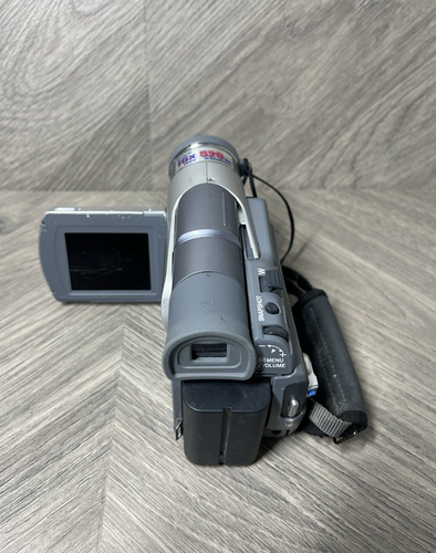 JVC GR-D21EK Camcorder Ersatzteile ungetestet - Bild 3 von 4