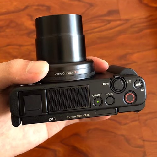 Sony ZV-1 20.1MP 4K Compact Digital Video Vlogging Camera - Black - Picture 2 of 9