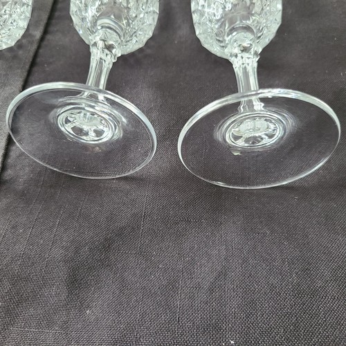 Set of 4 Longchamp ,(Clear), Flutes by CRISTAL D'ARQUES-DURAND 8 1/8" . EUC - Picture 7 of 8