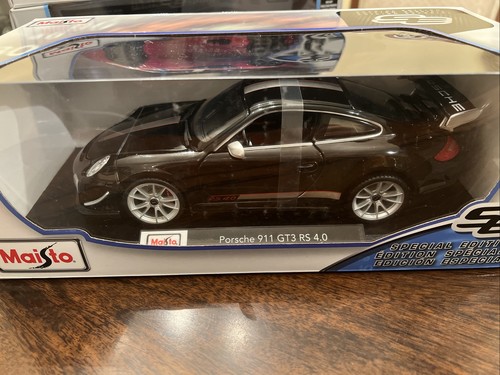 Maisto Special Edition 1:18 Scale Black Porsche 911 GT3 RS 4.0 Diecast Model. - Picture 1 of 7