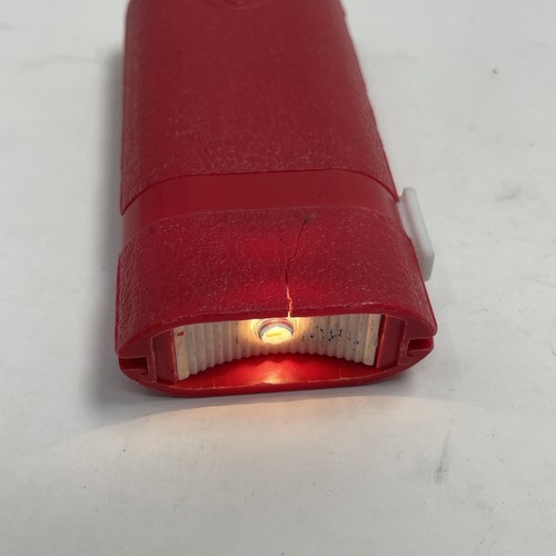 See Pictures Berec Trim Light Vintage Flashlight 1980s Made in England Torch - Picture 6 of 13