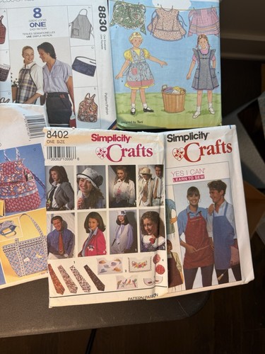 Lot of 28 Mixed Sewing Patterns Uncut Home Decor, Craft,holiday,bedding,apron ++ - Picture 6 of 10