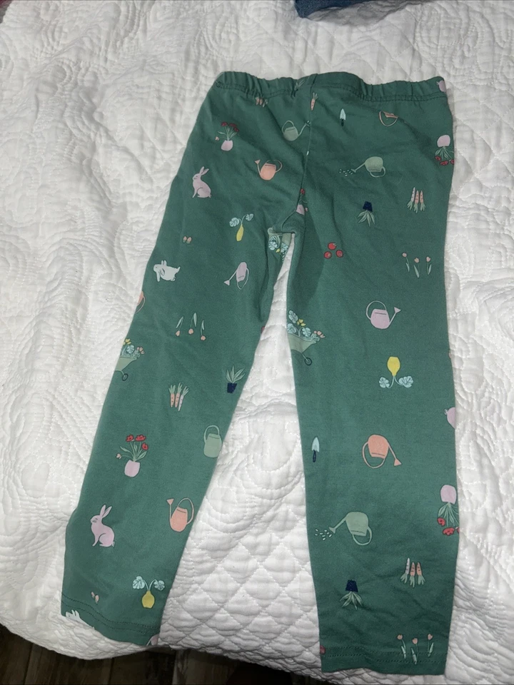 CARTERS KID GIRLS 8 / 8A LEGGINGS GREEN W / BUNNIES  - Image 2 of 3