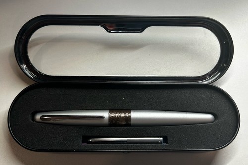 Penna stilografica Pilot MR collezione animali pitone argento punta fine - Foto 2 di 17