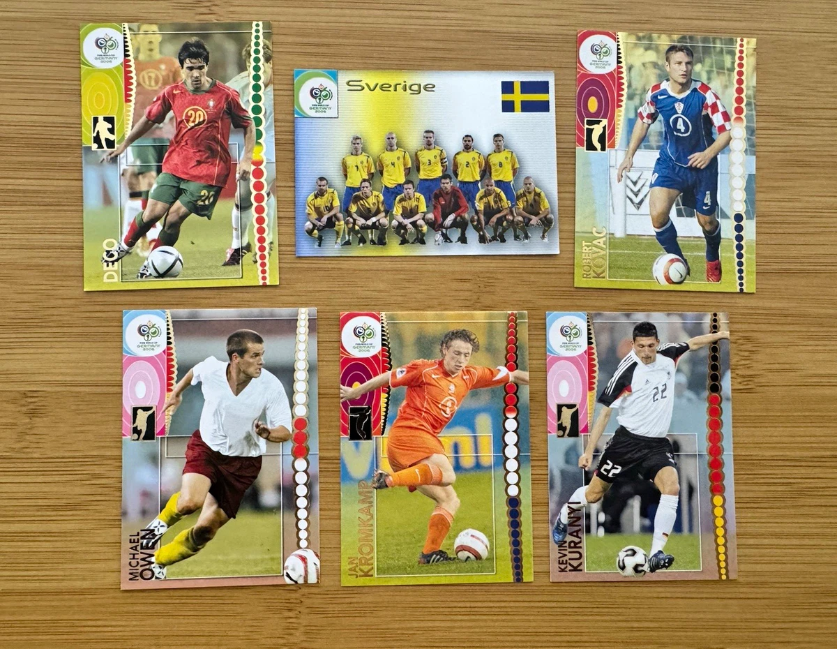 25+ Panini FIFA World Cup Soccer 2006 Season Sports Trading Cards