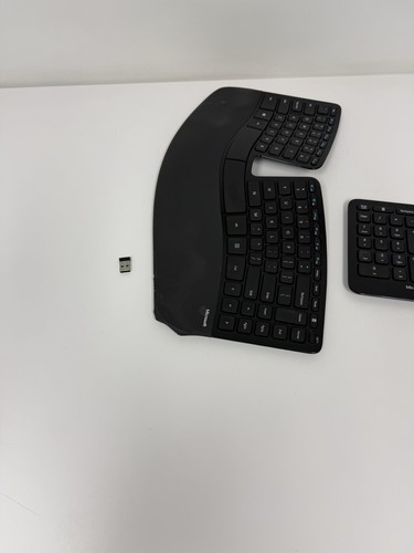Microsoft Sculpt Wireless Keyboard Model 1559 W/Dongle & Key Pad - Picture 14 of 24