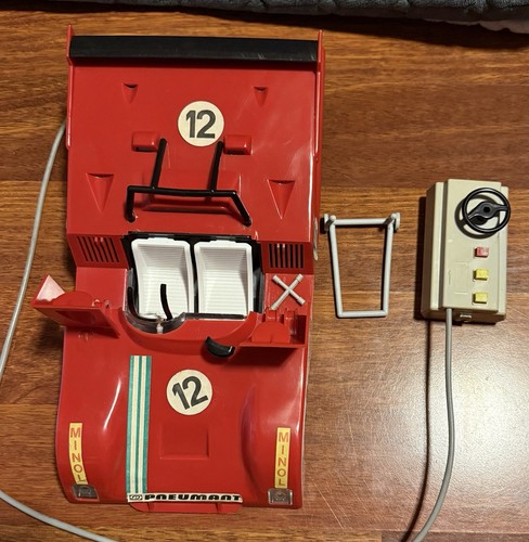 DDR Fernlenkauto Ferrari mit Licht - Bild 1 von 12