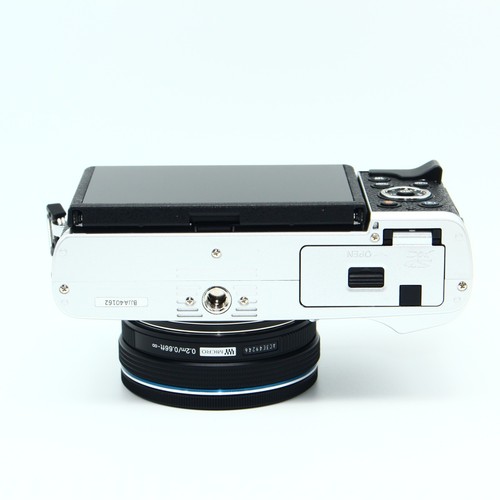 "Mint / 429 SHOTS" OLYMPUS PEN E-P7 14-42mm EZ Lens Kit Silver from Japan #08014 - Picture 8 of 14