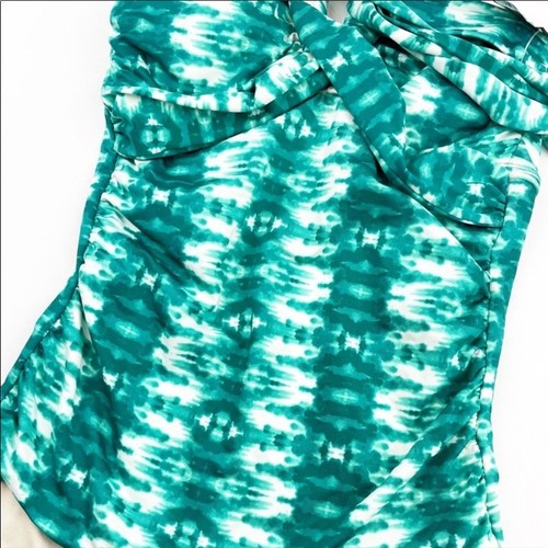 Merona Green and White Tie-Dye Center Halter V-neck One-Piece Swimsuit - Picture 10 of 14
