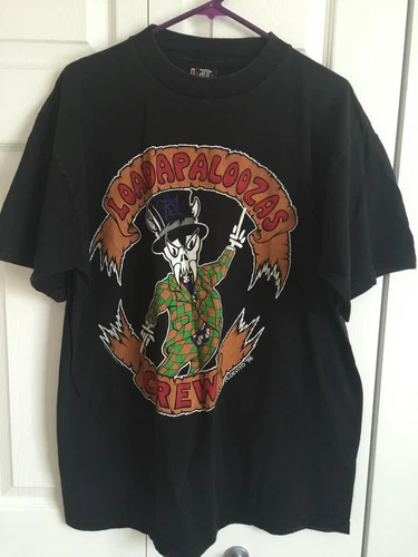 Metallica Concert Crew T Shirt Lollapalooza Siz 1990s vintage concert t-shirt, vintage, size XL, single stitch, B+ condition