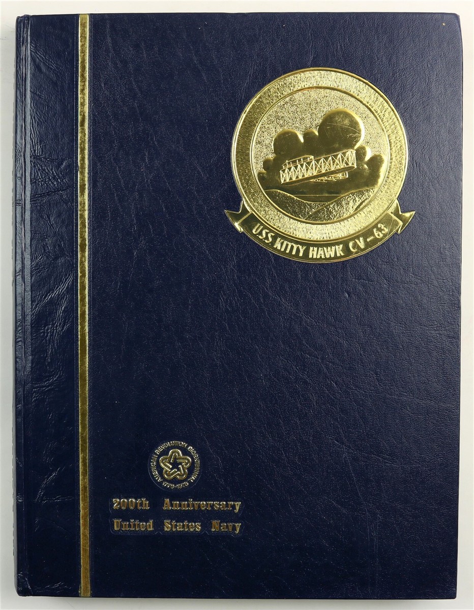 【返品送料無料】 USS Kitty Hawk (CV-63) 1975 Westpac Deployment Cruise Book プロジェクター