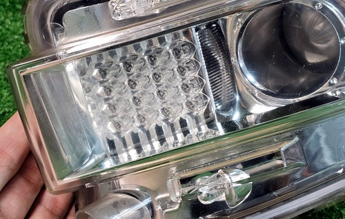 2007-2011 Lexus GS350 xenon Fog Lights wit Led lights Left and Right Oem used - Picture 13 of 24