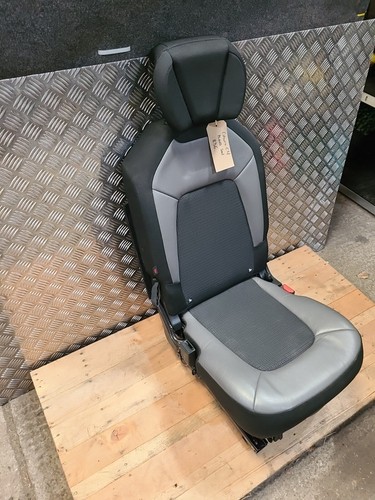 Citroen C4 Picasso 2014 exclusivo asiento central trasero - Imagen 6 de 7