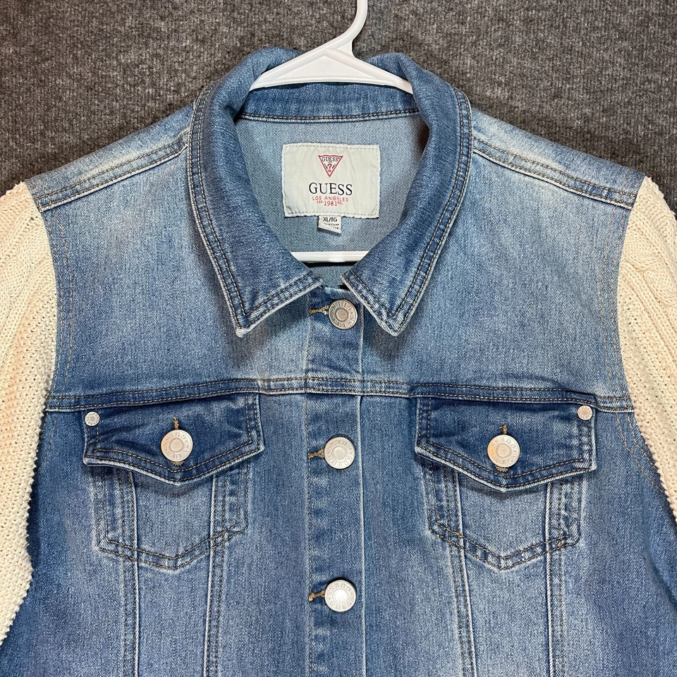 Chaqueta Denim GUESS Juvenil Extra Grande Azul Crema Tejido Mangas Abotonadas Niña. Foto 2 de 4