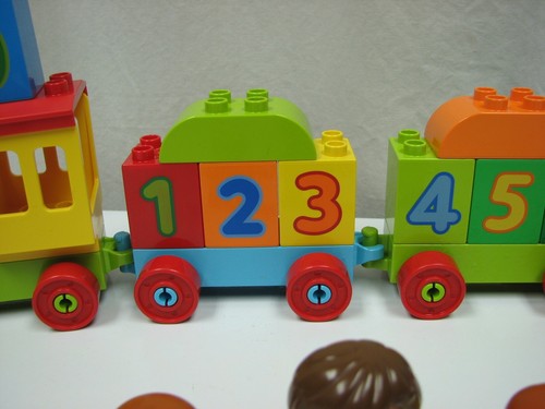 Lego Duplo Number Train Learn to Count Set,  Ages 1 1/2+ - Picture 4 of 7