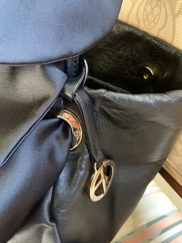 Authentic Giorgio Armani Leather and Silk Hobo Bag. Silk Dust Bag & Tags - Picture 5 of 10