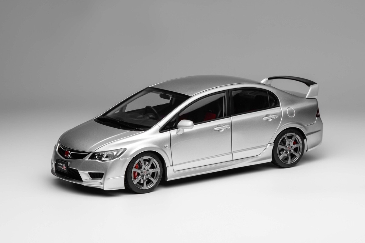 1/18 MotorHelix Honda Civic Type R ( FD2 ) RHD early Version