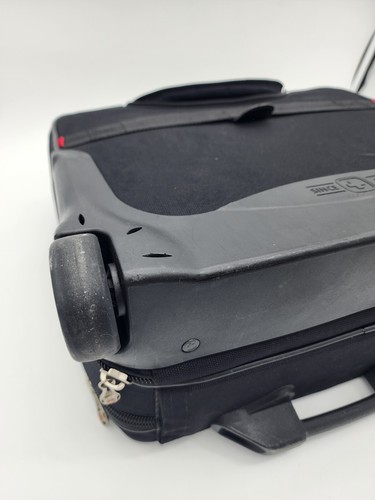 Wenger Wheeled Business Case Potomac Black Carry On Laptop Carrier 17x15x9" - Picture 9 of 12