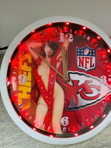 Kansas City Chiefs Football Clock - Picture 4 of 9