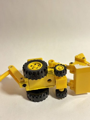 2004 Bob The Builder SHERIFF SCOOP in snow version Die Cast Loader Backhoe rare - Picture 5 of 6