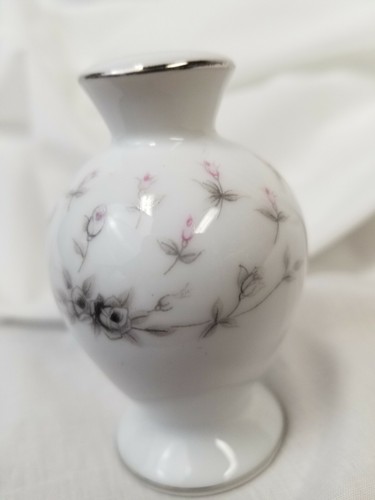 Salero o pimentero rosa gris rosa Rosebud porcelana Japón vintage borde plateado  - Imagen 1 de 10