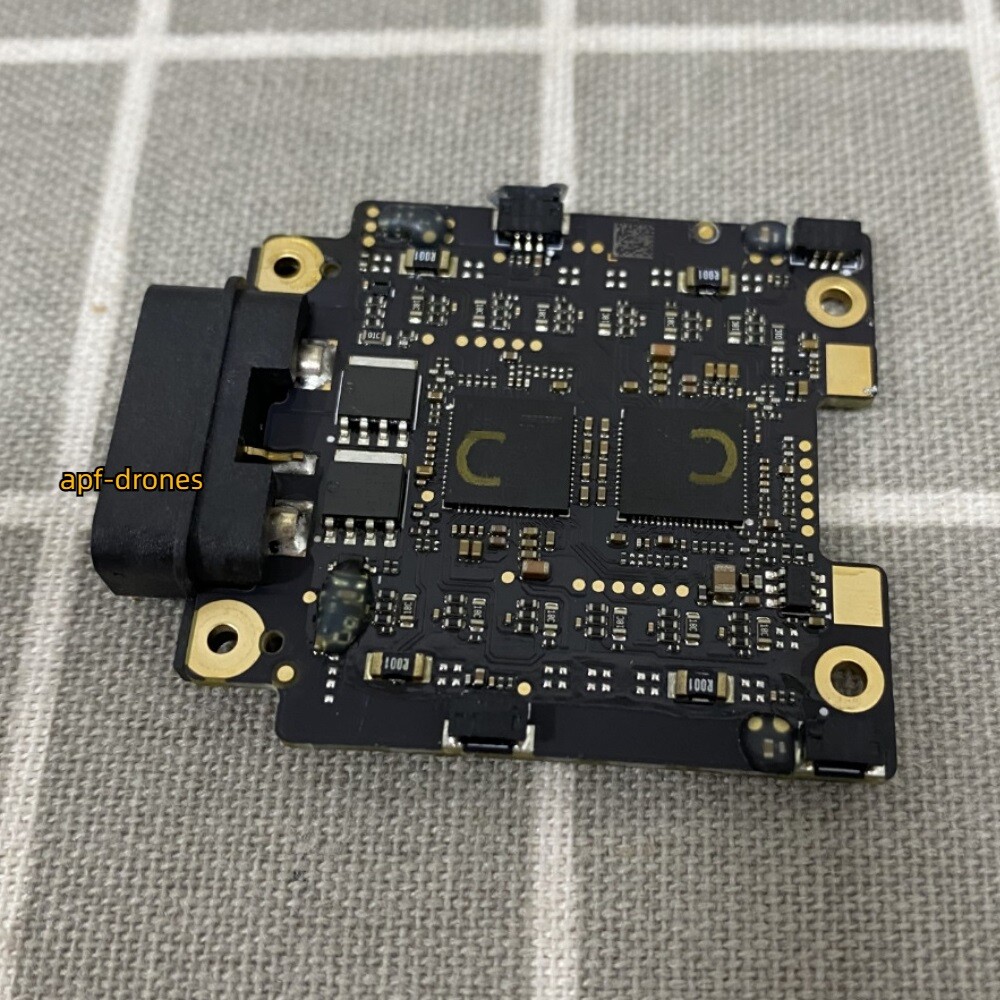 DJI FPV 【美品】 最高140km/hの新次元ドローンフライト体験！「DJI FPV」のお得な