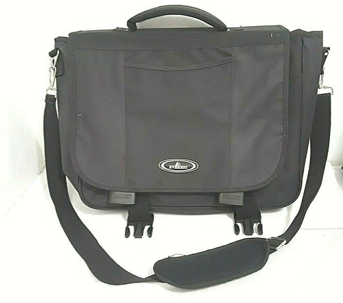 Everest Sports Messenger Shoulder Bag  - Picture 1 of 2
