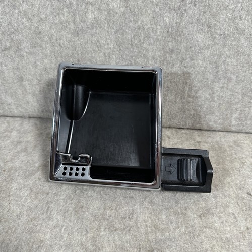 2003-2009 Mercedes-Benz W211 E350 E550 Center Console Dash Ash Tray A2118100428