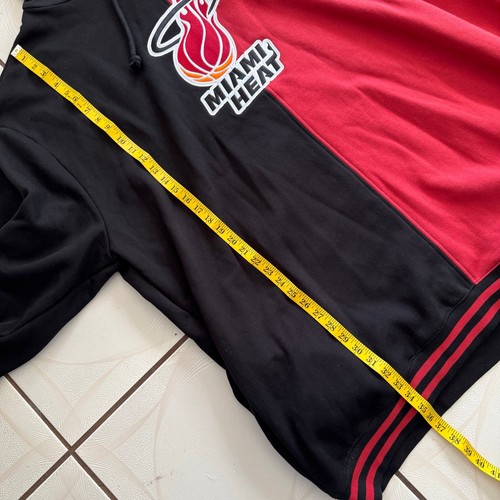 Felpa con cappuccio pullover Mitchell & Ness Miami Heat nero rosso legno duro classico spacco 5XL - Foto 5 di 15