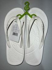 CROCS White Beach Flip Flop Sandals 210089-100 Women's US Size 7 or Men's 5 NWT