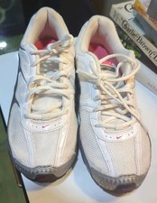 Nike Reax Run 5 Womens Size 10 White/Gray/Pink Running Shoes Athletic Trainer