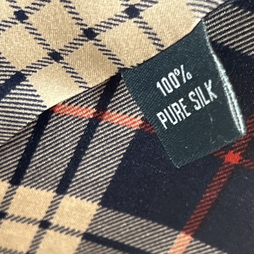 Vintage Viyella 100% Silk Scarf Tartan Plaid Fringe Made in Italy Rare Classic - Picture 4 of 6